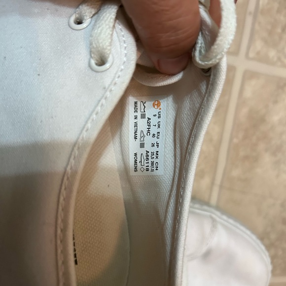 TIMBERLAND WOMENS SNEAKERS - Picture 2 of 3